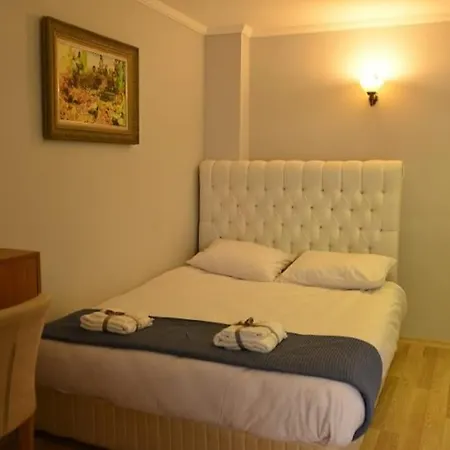 Hotell Pure Diamond
